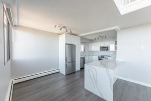 featured image of 2105 90 Ave Sw