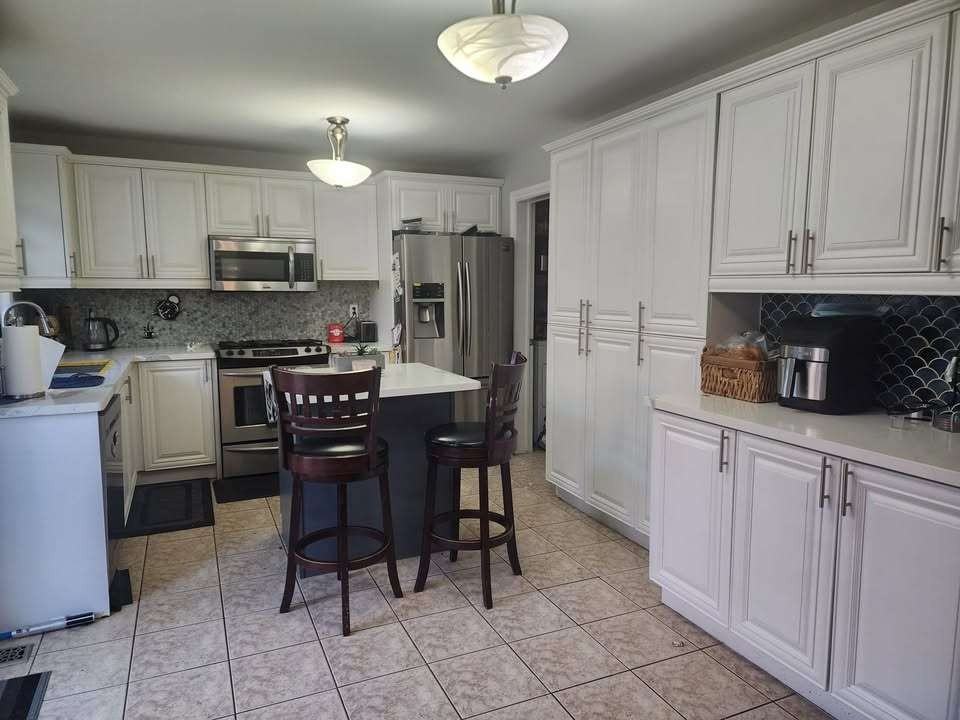 15 Allness Rd - Photo 2 of 11