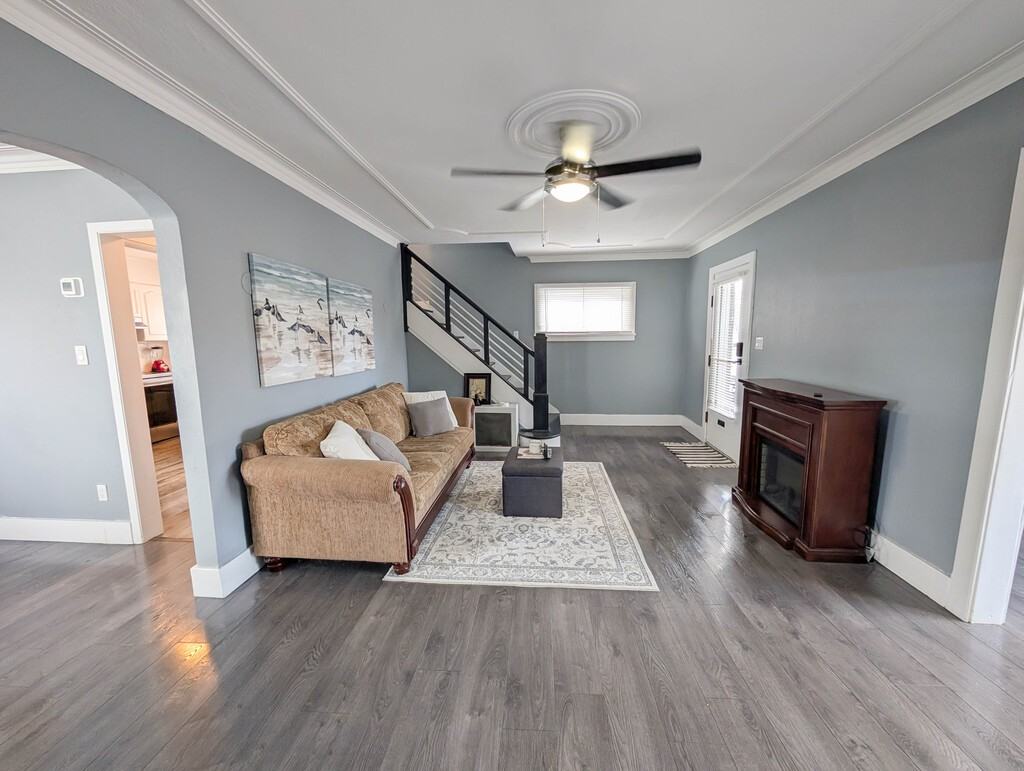 74 Crowland Ave - Photo 2 of 17