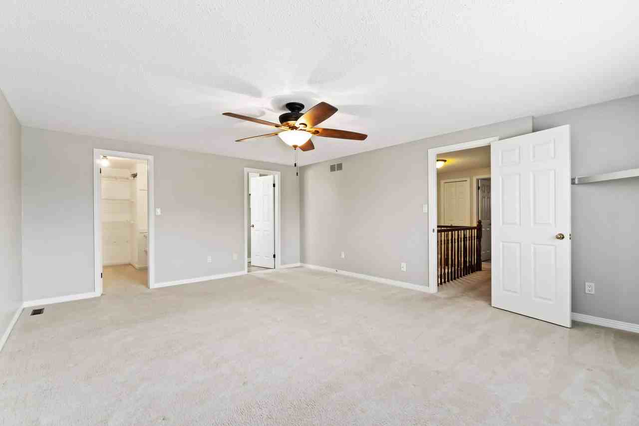 451 St Lawrence Crt - Photo 6 of 10