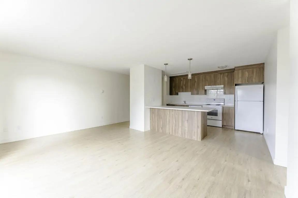 The Wellington - Photo 6 of 42