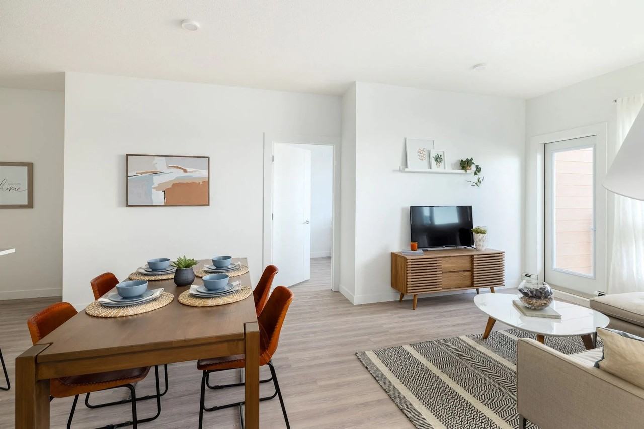 The Parkway - Photo 6 of 40