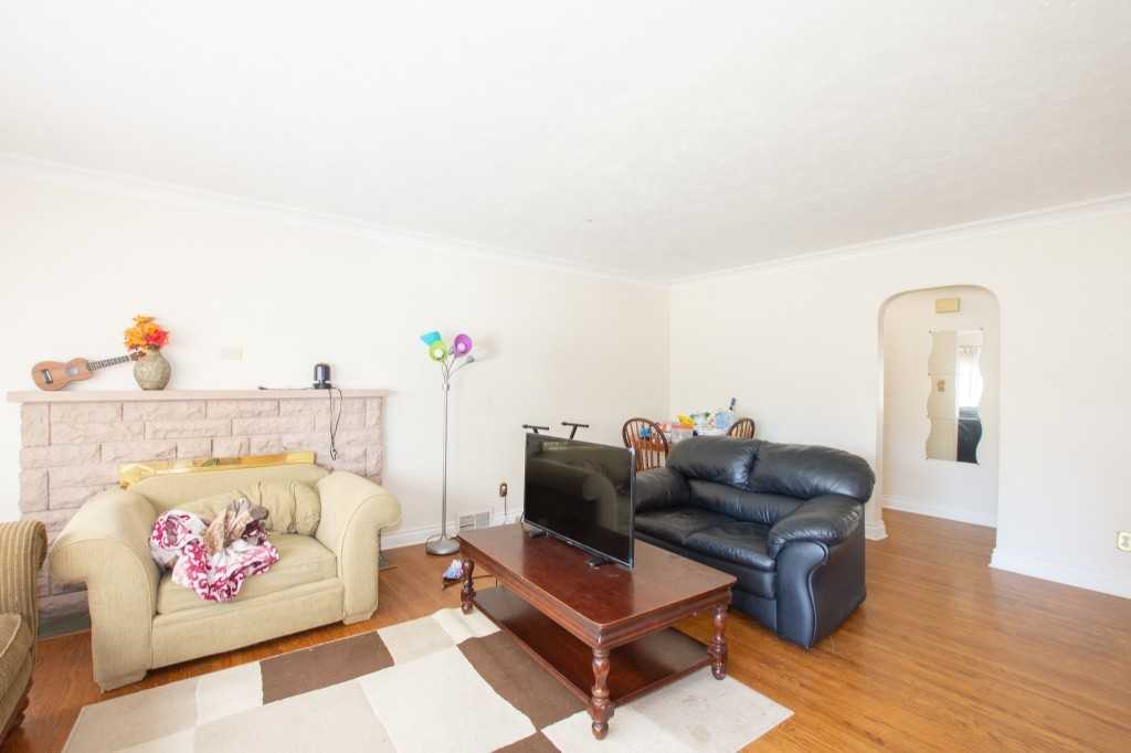 288 Glenridge Ave - Photo 3 of 15