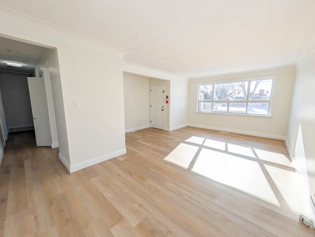 36 Forest Rd - Photo 3 of 20