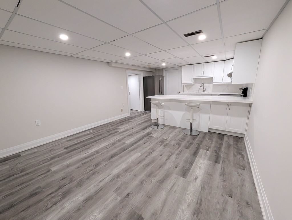 95 Westgate Park Dr - Photo 2 of 20