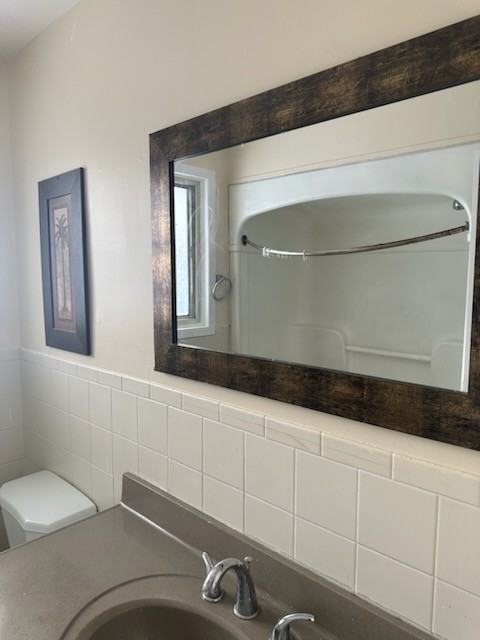 1209 Eleanor Ave - Photo 3 of 9