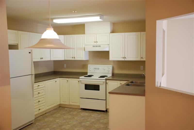 32101 Mt Waddington Ave - Photo 2 of 21