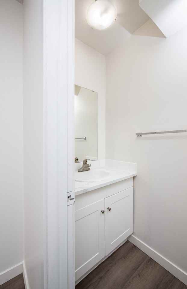 Pioneer Apartments - Photo 2 of 37