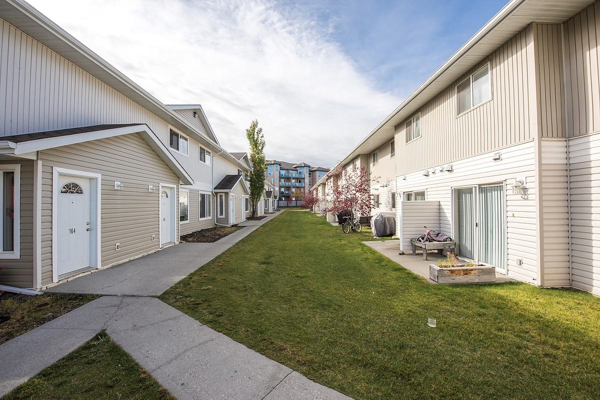 Bridgeport Village - Photo 3 of 31