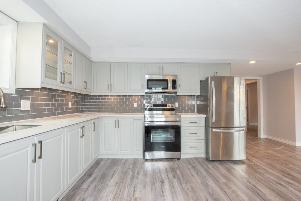 27 Rollins Dr - Photo 5 of 20