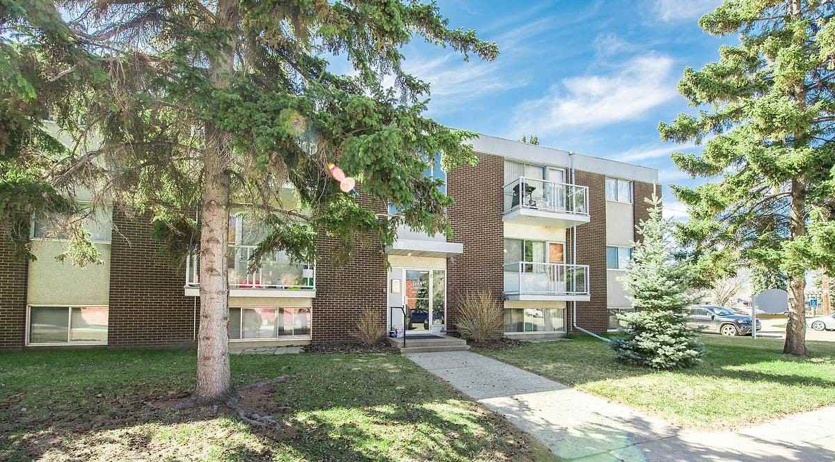 Avlyn Apartments - Photo 3 of 32