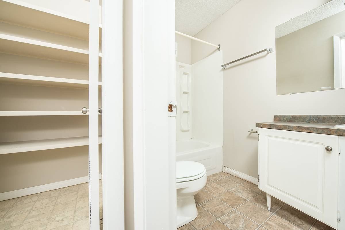 Barcelona Apartments - Photo 2 of 14