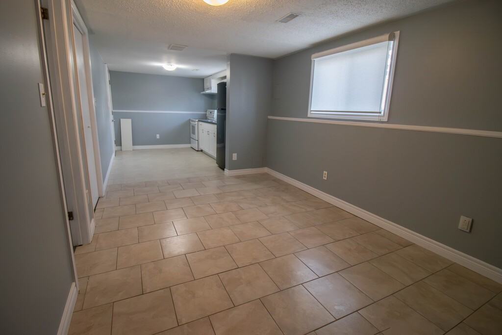 806 Wright St Lowr - Photo 5 of 17