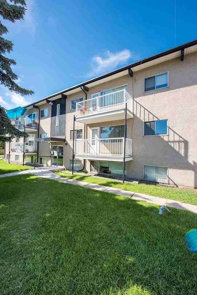 Plaza Apartments - Photo 5 of 35