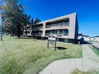 Evergreen Manor - Photo 5 of 18