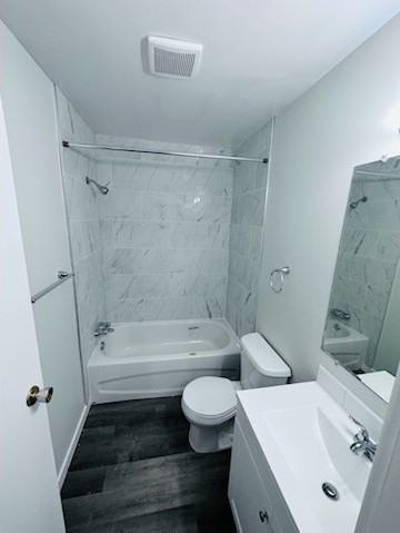 Evergreen Manor - Photo 7 of 18