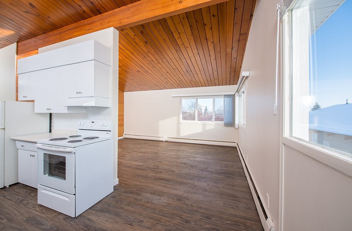 The Royal - Photo 4 of 46