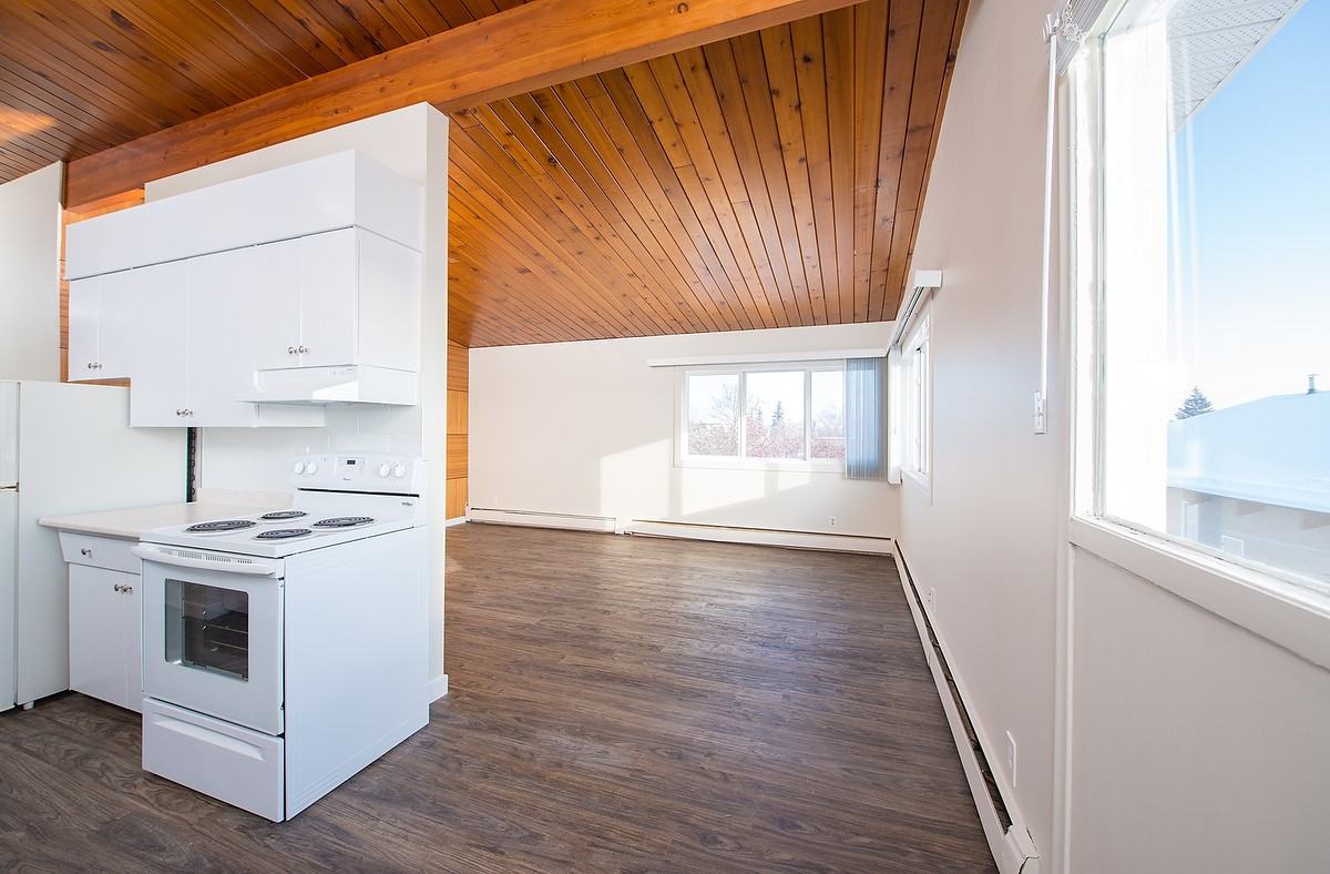 The Royal - Photo 7 of 46