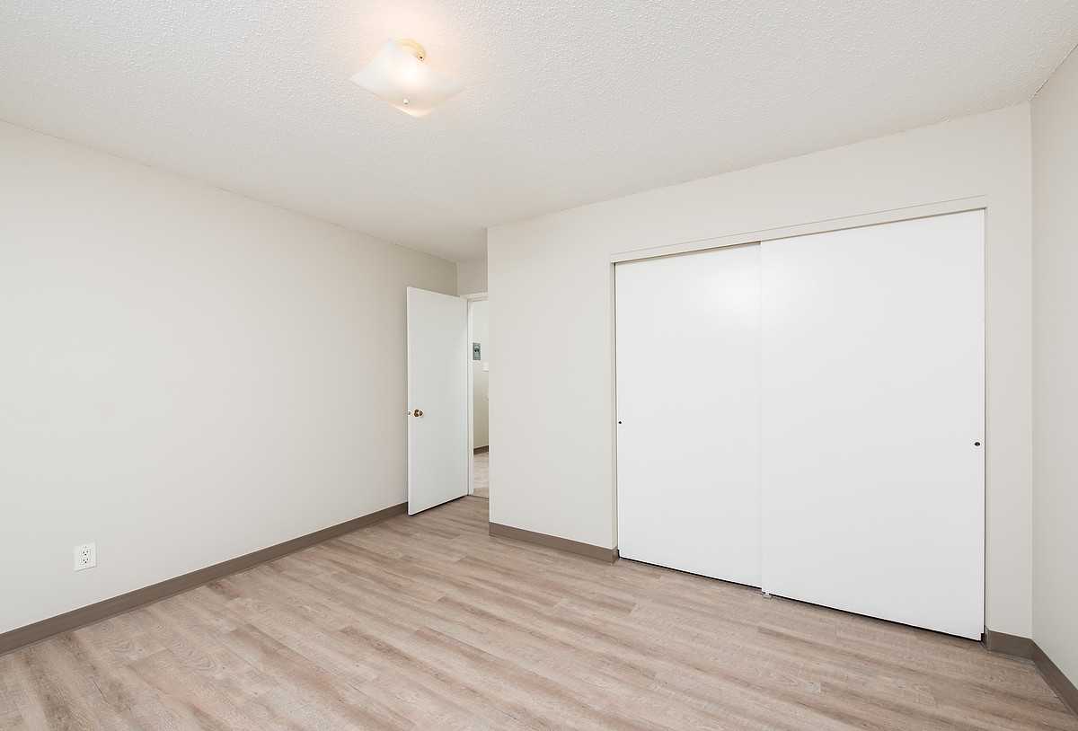 Glenwood - Photo 3 of 50