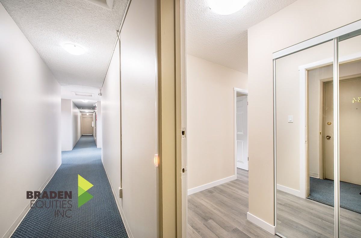 Greenglen - Photo 6 of 25