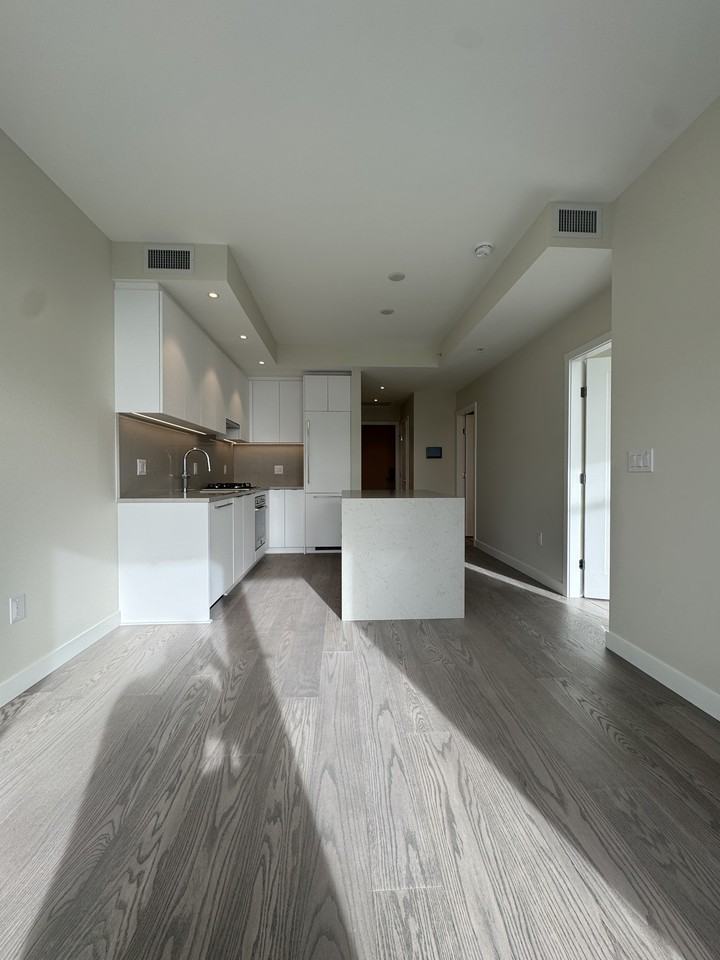 6138 Birney Ave - Photo 3 of 18