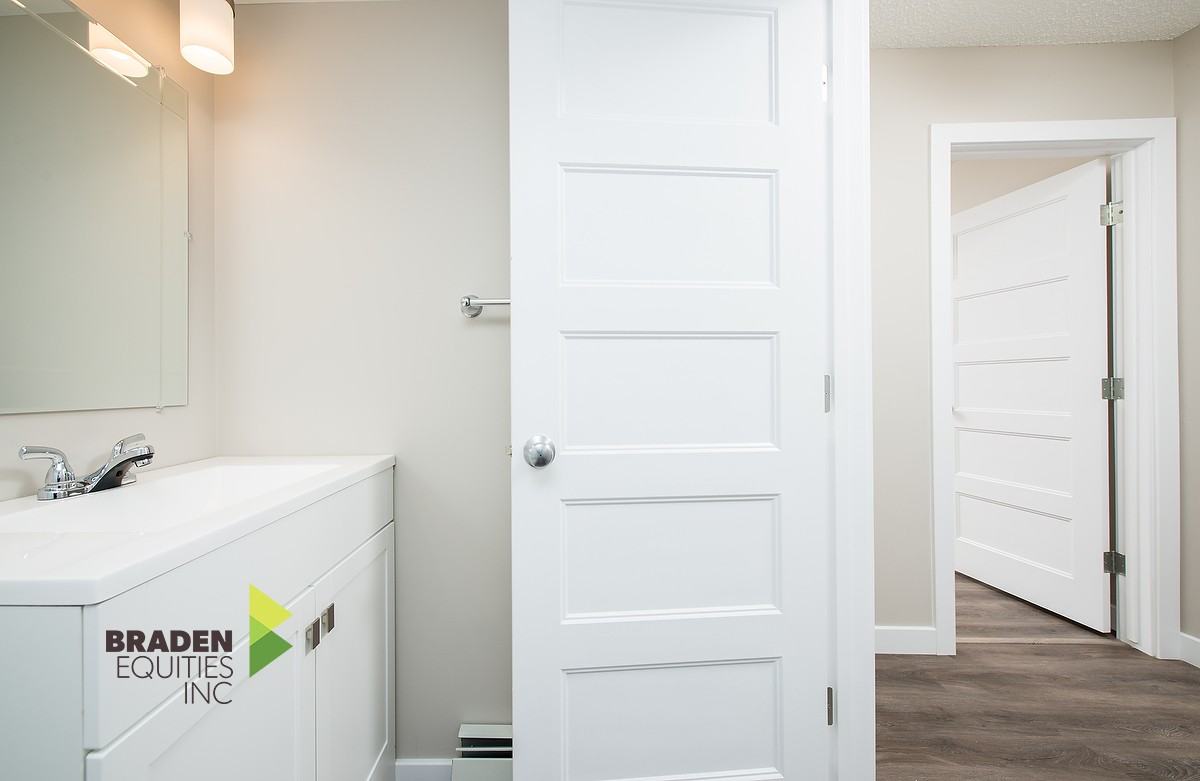 Pridewell Apartments - Photo 5 of 19