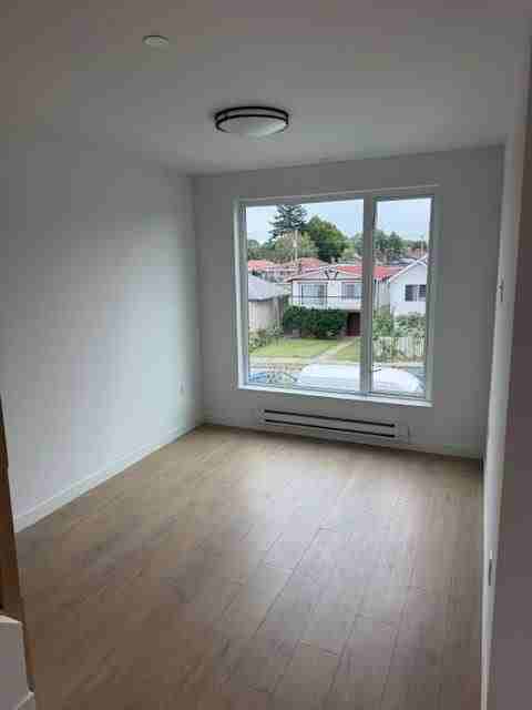 2121 33rd Ave E - Photo 3 of 13