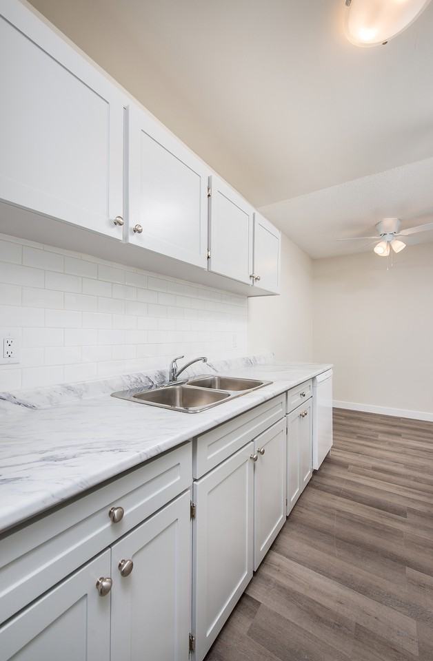 Adam Apartments - Photo 5 of 47