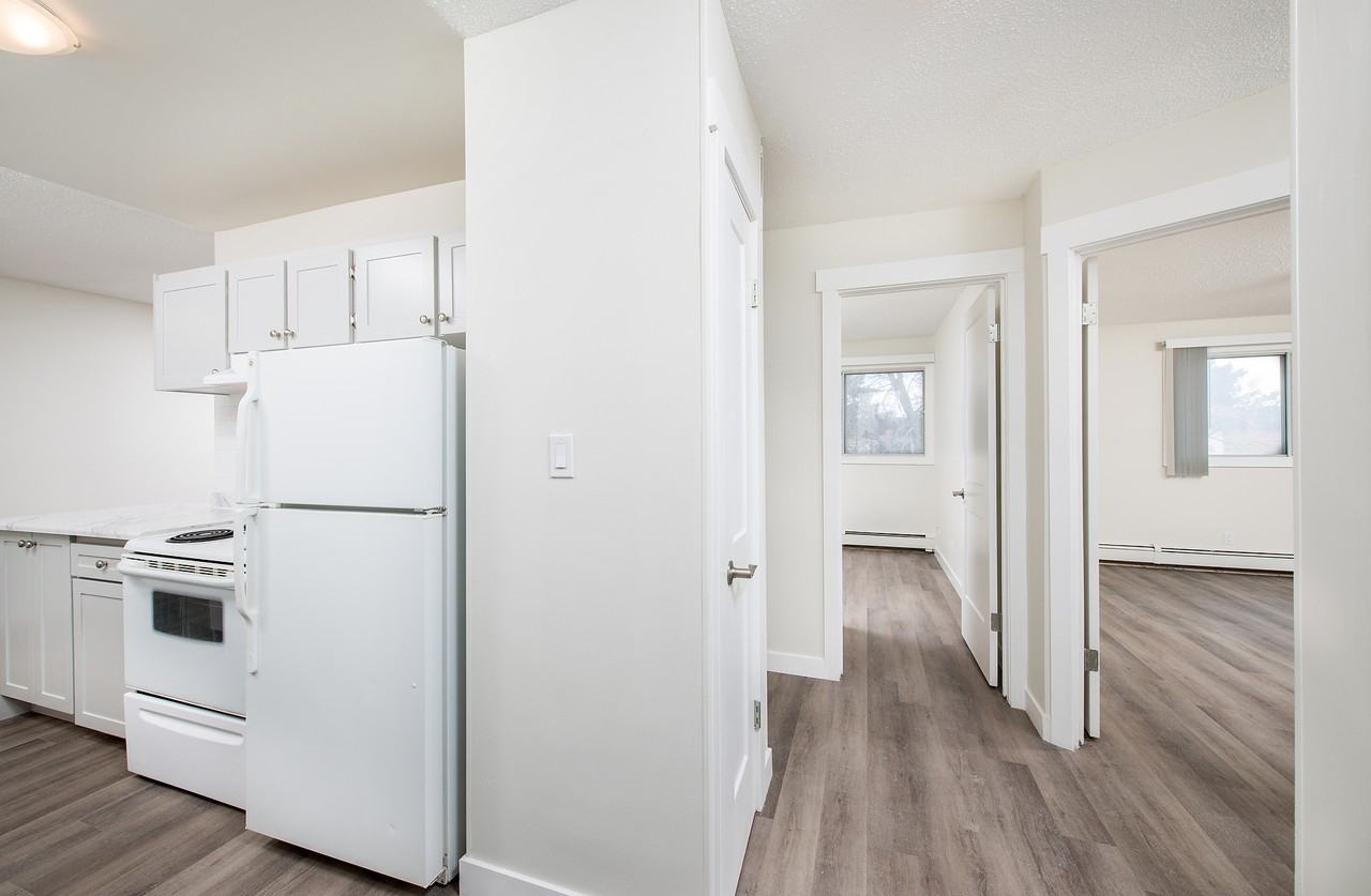 Adam Apartments - Photo 6 of 47