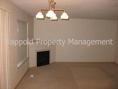 3631 NE 157th Ave - Photo 3 of 6