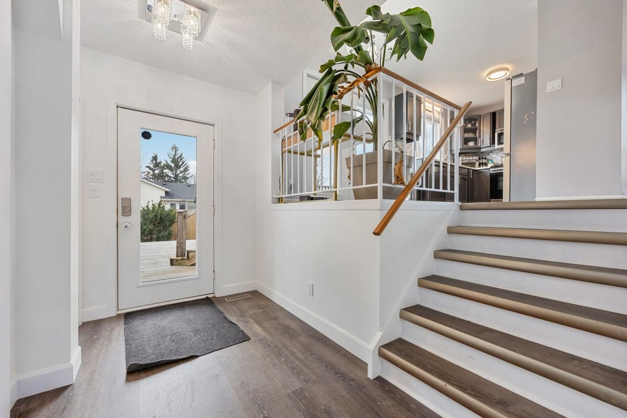 401 Huxley Ave - Photo 3 of 39