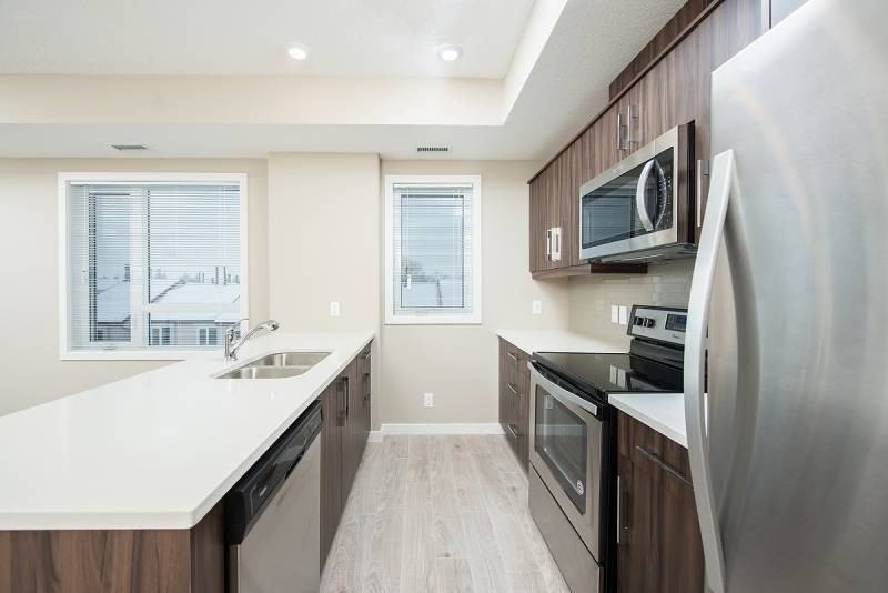 Gateway Gem - Photo 3 of 13