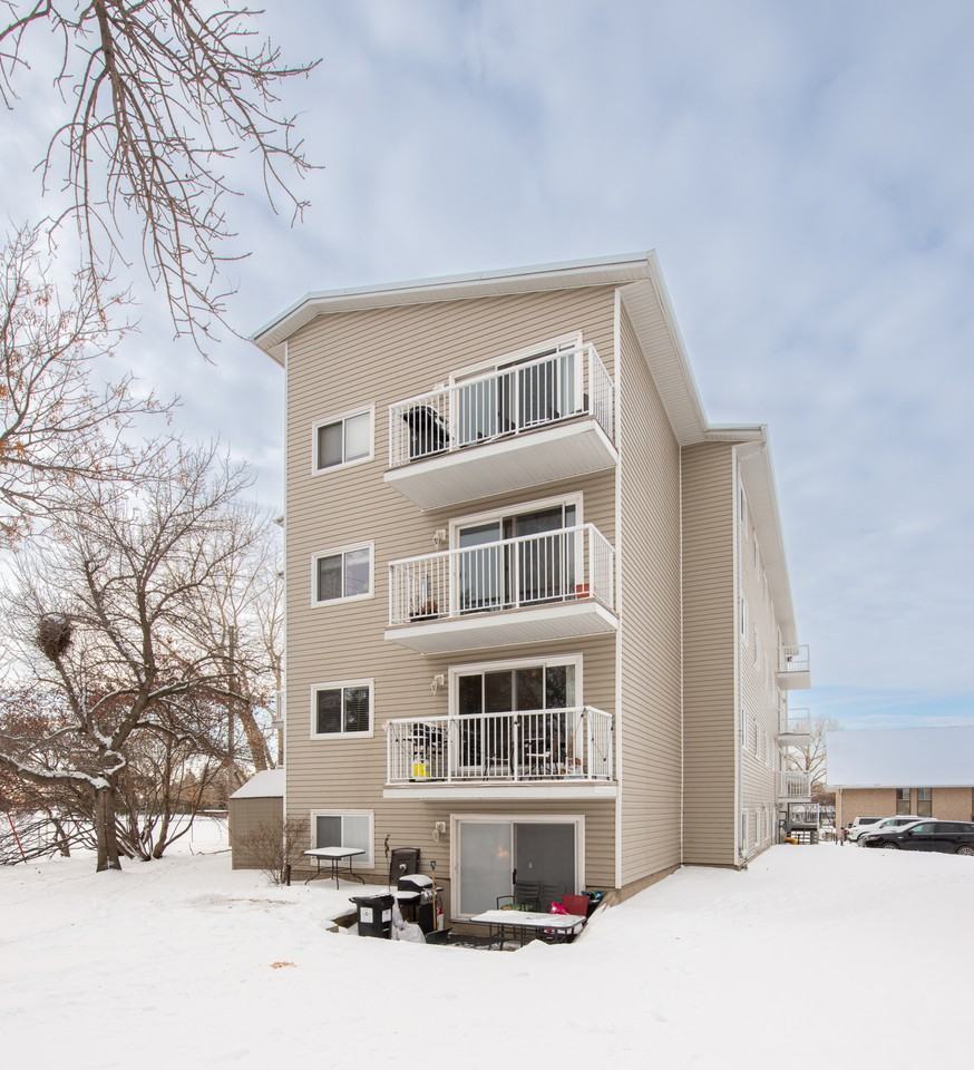 Glenridge Apts - Photo 3 of 14