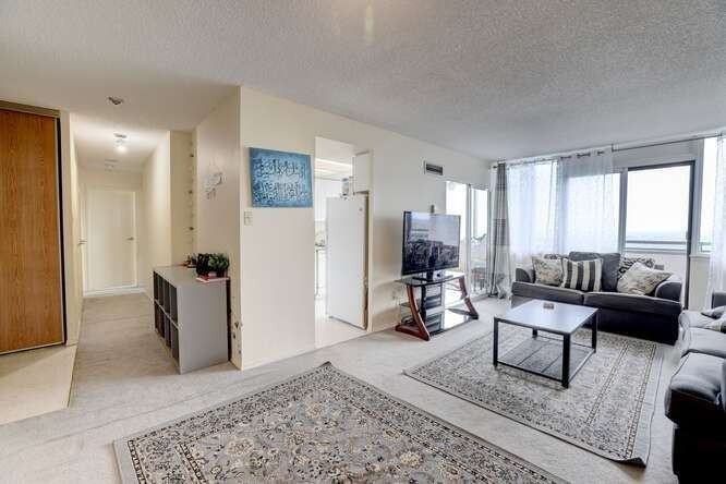 10 Markbrook Lane - Photo 2 of 16