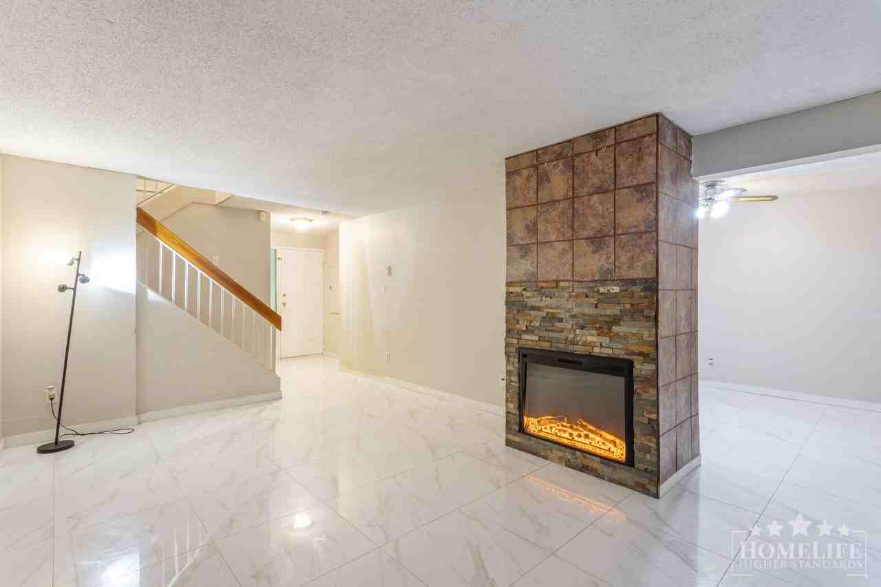 9976 149 St - Photo 2 of 21