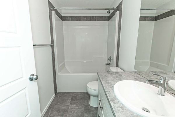 3317/ 3319/ 3321/ 3411/ 3413/ 3415/ 3417 119A Street SW - Photo 6 of 11