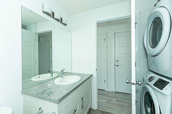 3317/ 3319/ 3321/ 3411/ 3413/ 3415/ 3417 119A Street SW - Photo 7 of 11