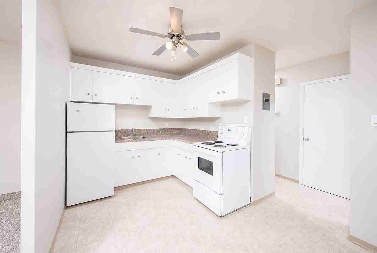 Centerpoint - Photo 2 of 20