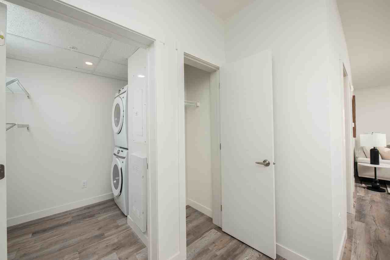 Breeze High Pointe - Photo 3 of 45