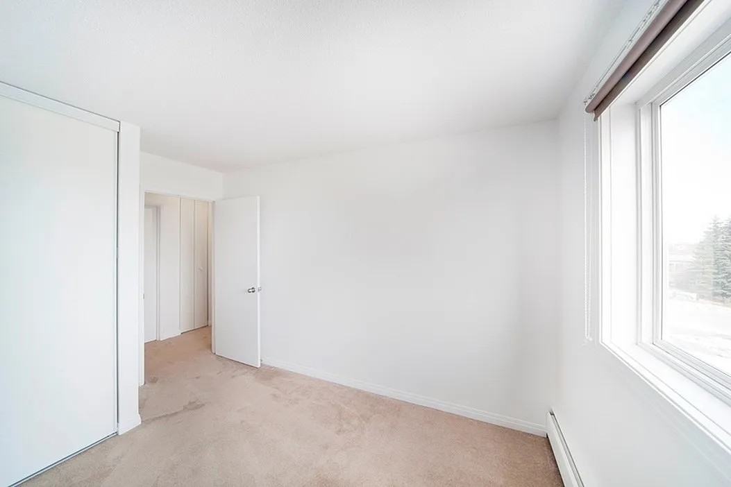 Fraser Arms - Photo 5 of 17