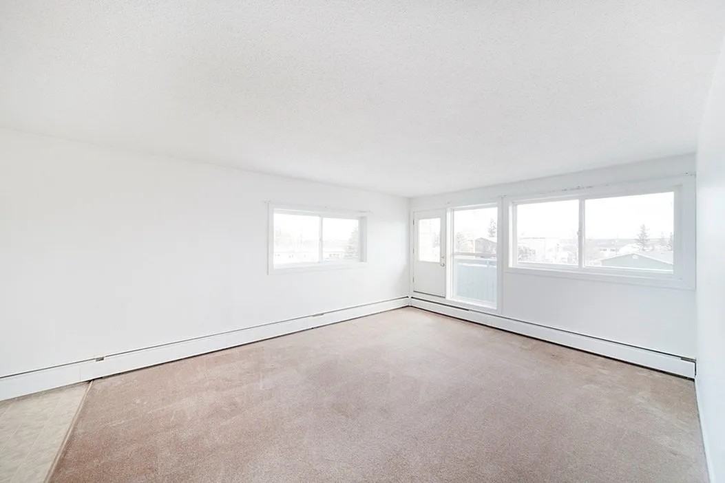 Fraser Arms - Photo 6 of 17