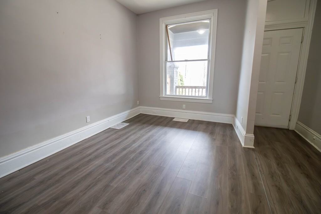 75 Cathcart St - Photo 3 of 20