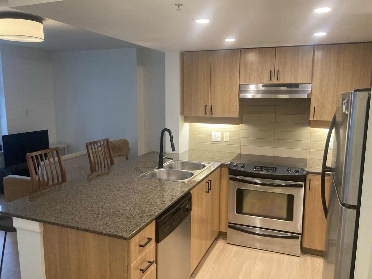 9262 University Cres - Photo 6 of 21
