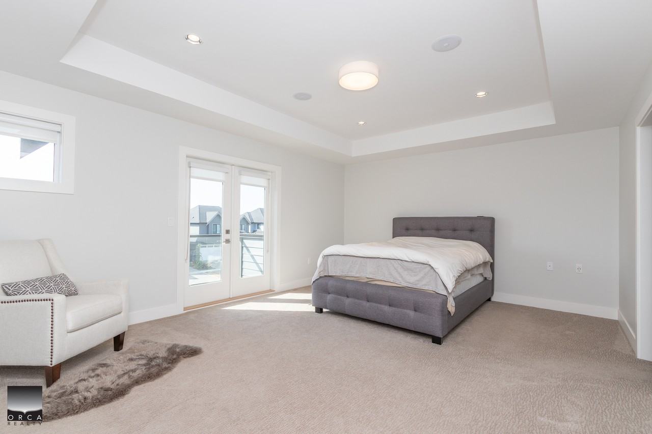 16797 17a Ave - Photo 6 of 24