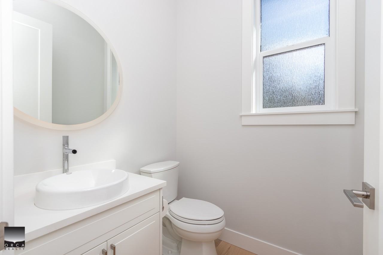 16797 17a Ave - Photo 7 of 24