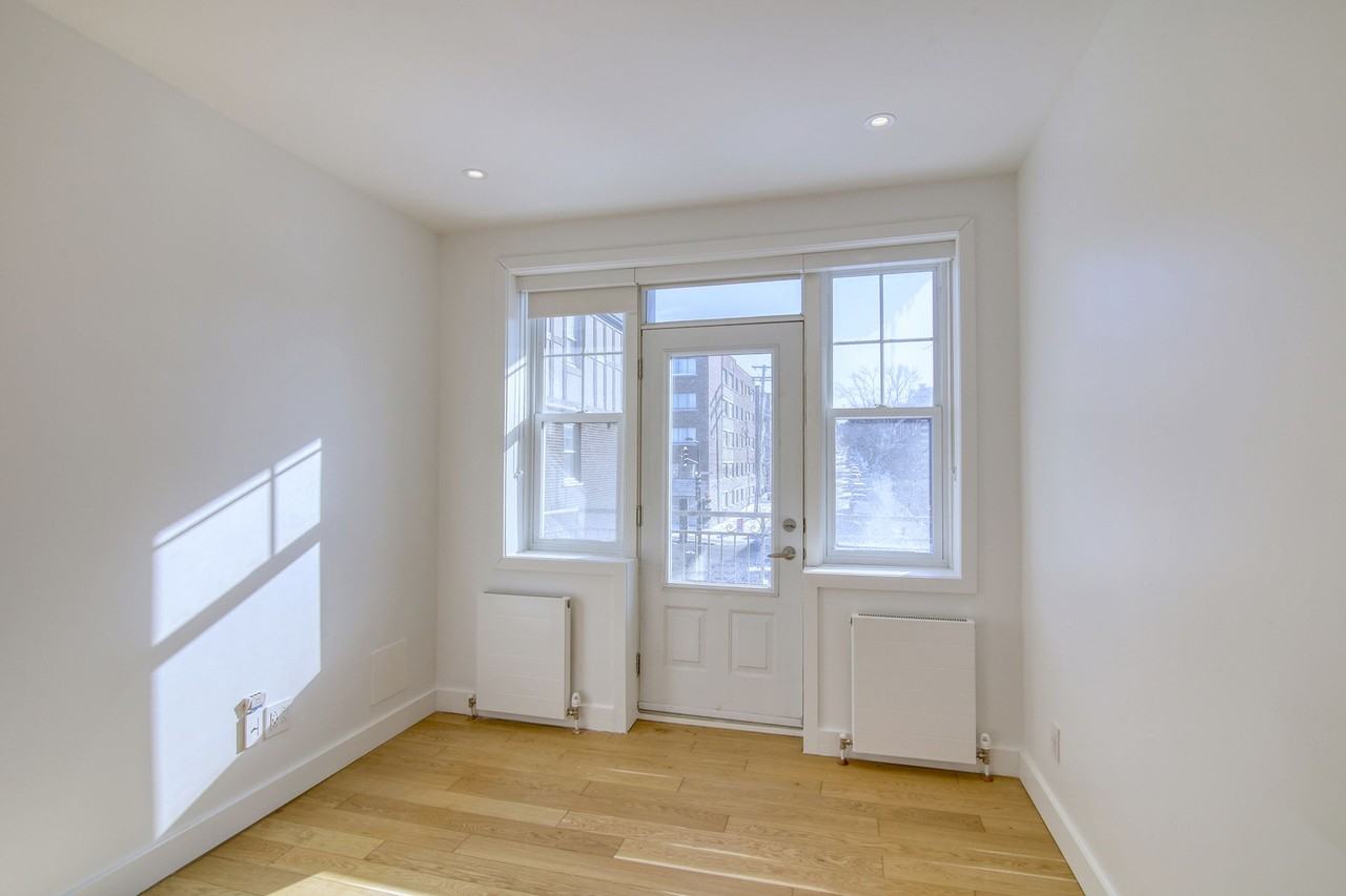 4715 Queen Mary Road - Photo 2 of 50