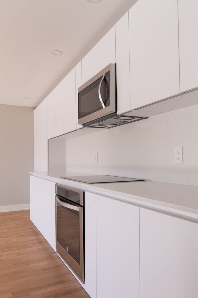 St. Lambert - Photo 7 of 50