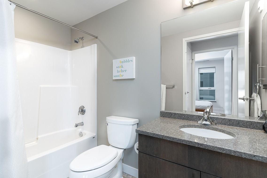 Ruth Gardens - Photo 6 of 23