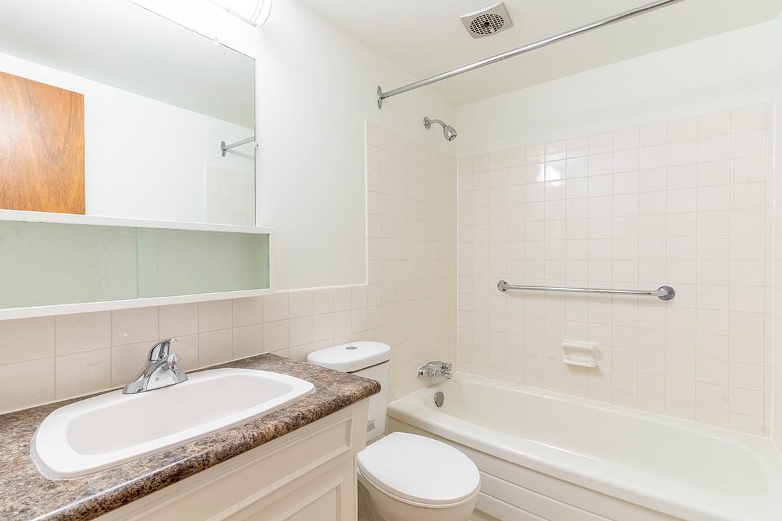 Kenbur Gardens - Photo 3 of 28