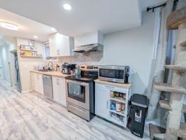 featured image of 237A Scott St